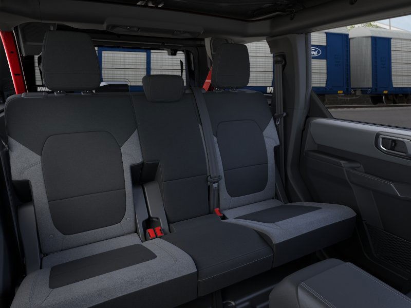 Ford Bronco Vehicle Image 13