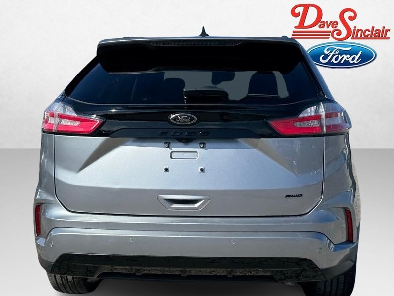 Ford Edge Vehicle Image 08