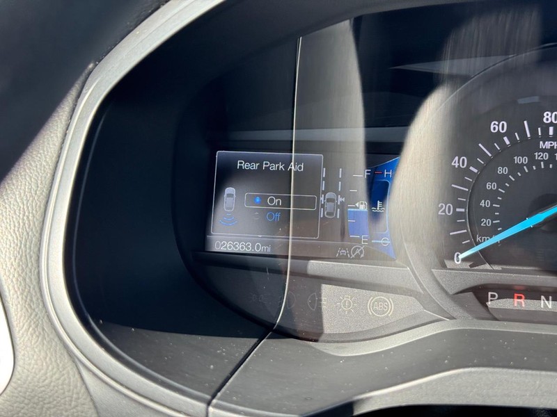 Ford Edge Vehicle Image 23