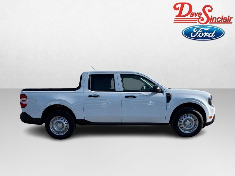 Ford Maverick Vehicle Image 05