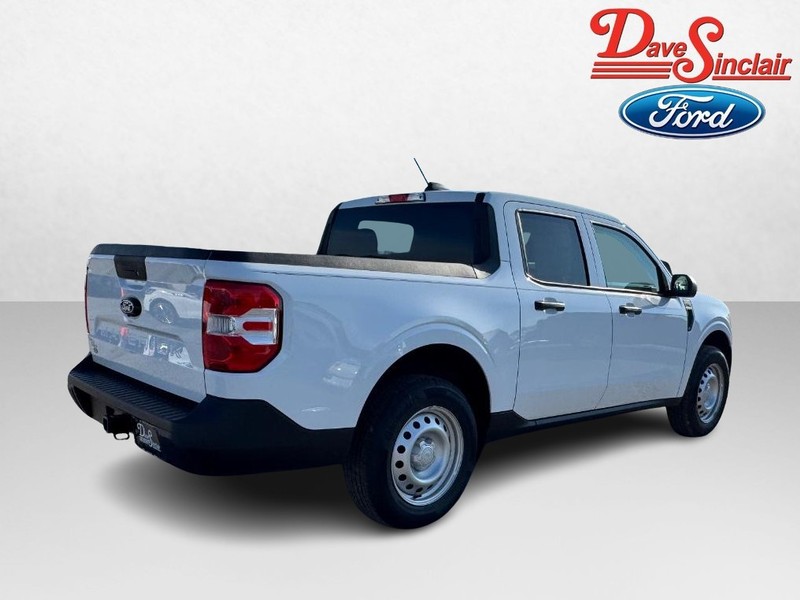 Ford Maverick Vehicle Image 07