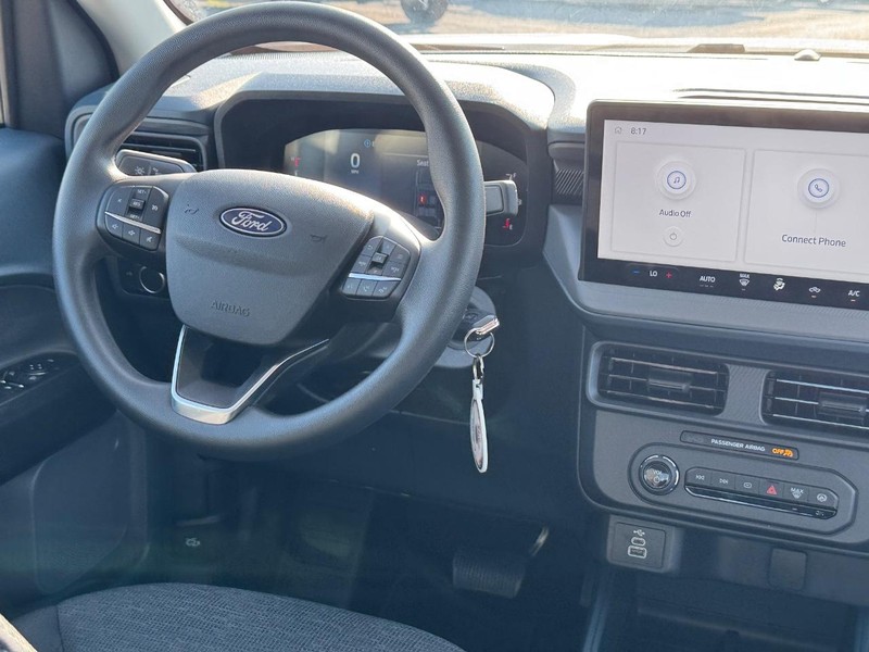 Ford Maverick Vehicle Image 15