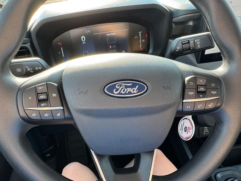 Ford Maverick Vehicle Image 20