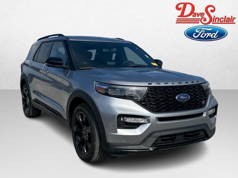 Ford Explorer Vehicle Image 04