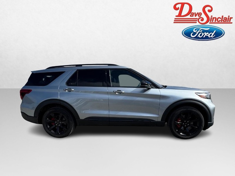 Ford Explorer Vehicle Image 05