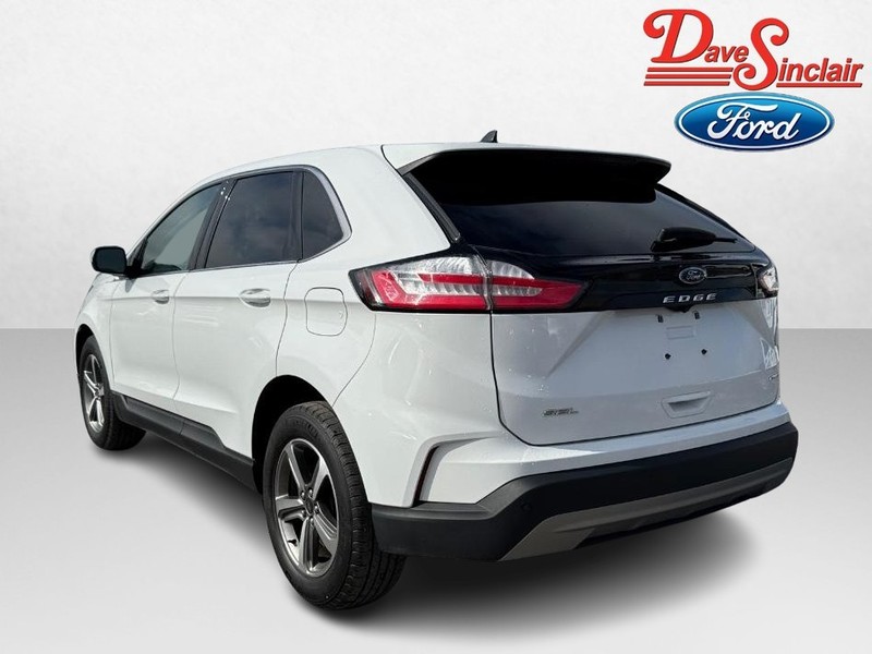 Ford Edge Vehicle Image 09