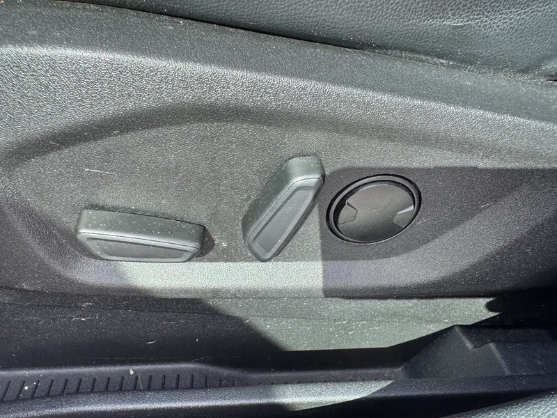 Ford Edge Vehicle Image 18
