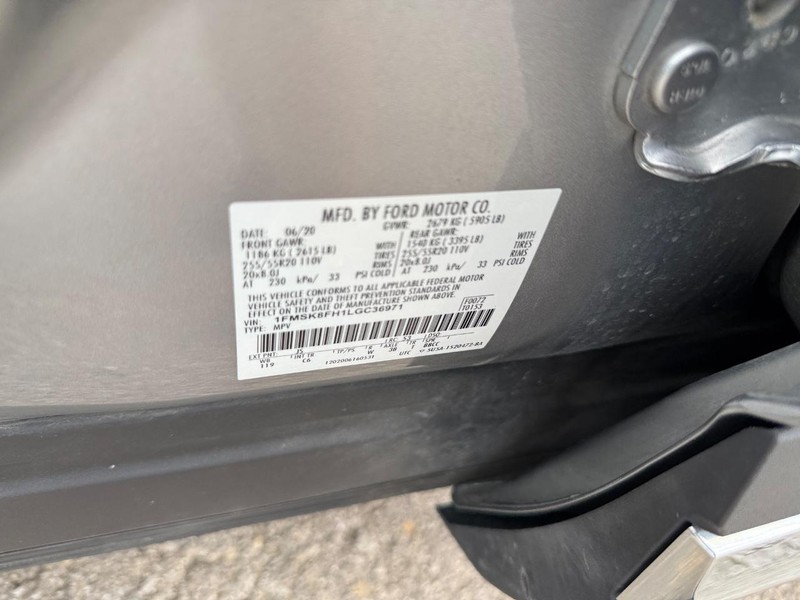 Ford Explorer Vehicle Image 29