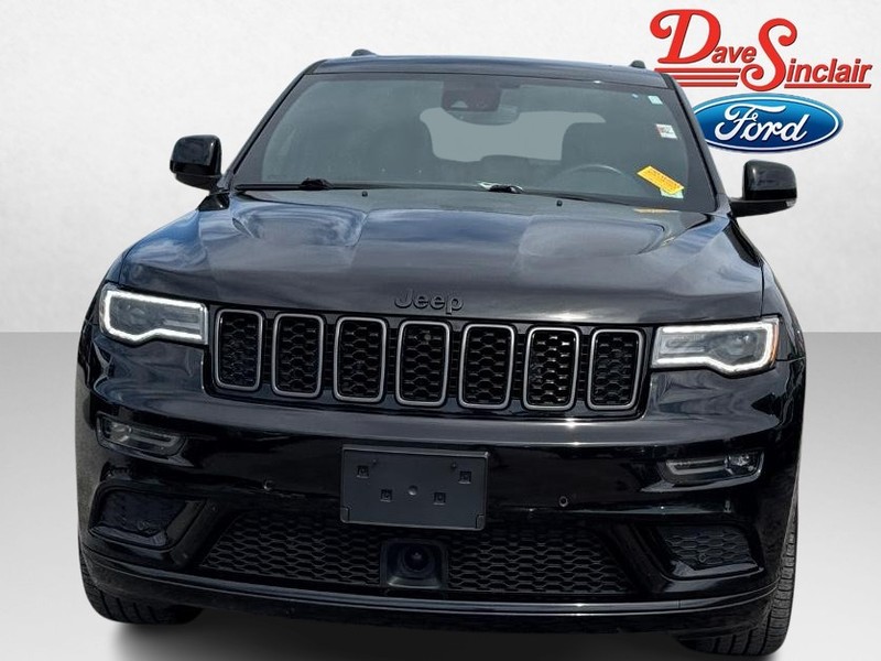 Jeep Grand Cherokee Vehicle Image 02