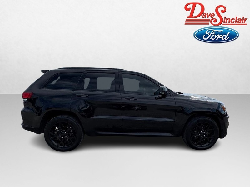 Jeep Grand Cherokee Vehicle Image 05