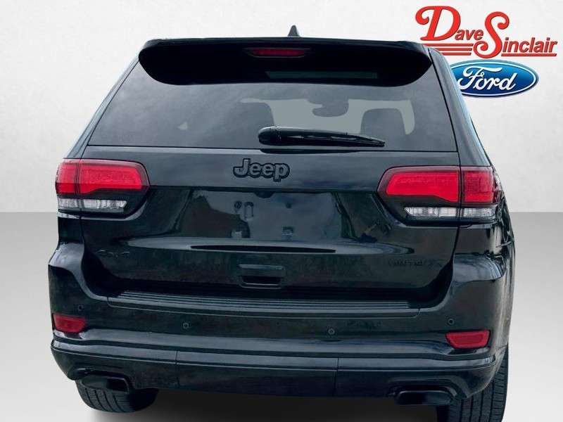 Jeep Grand Cherokee Vehicle Image 08