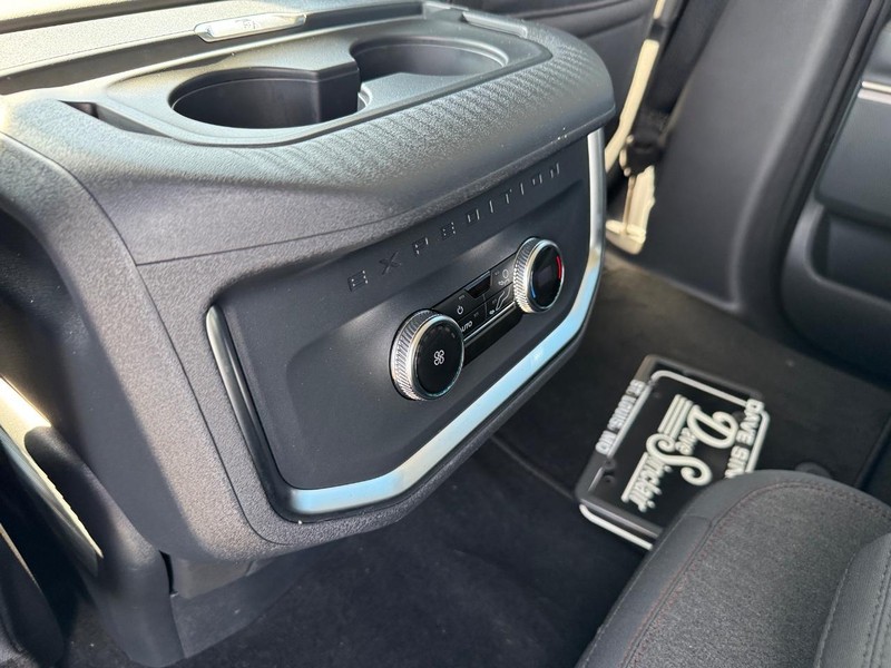 Ford Expedition Max Vehicle Image 14