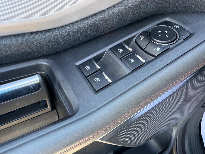 Ford Expedition Max Vehicle Image 21