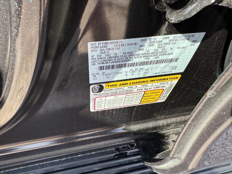 Ford Expedition Max Vehicle Image 27