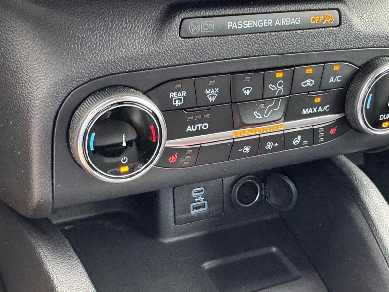 Ford Escape Vehicle Image 22