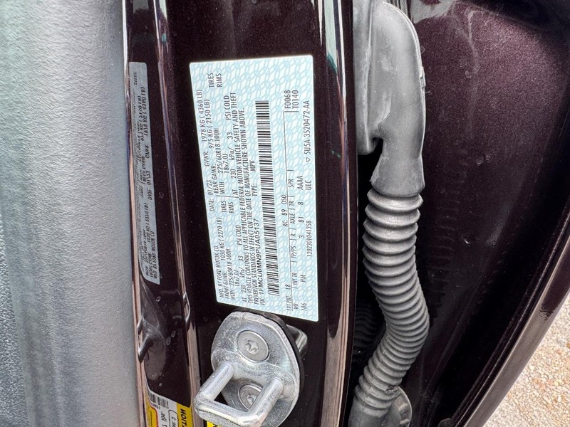 Ford Escape Vehicle Image 25