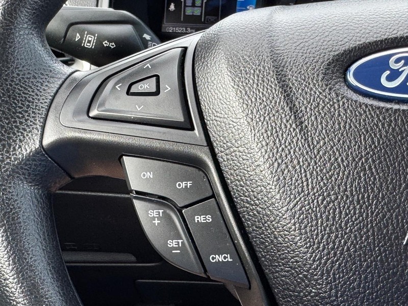 Ford Edge Vehicle Image 21