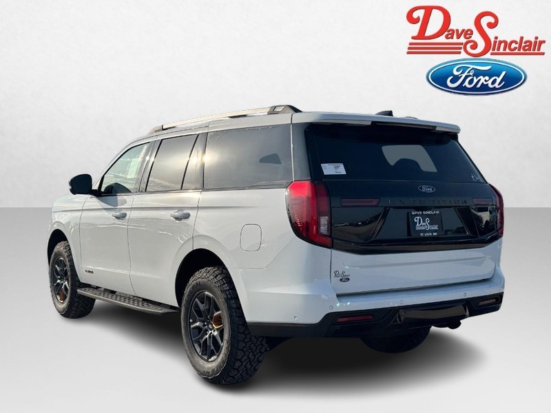 Ford Expedition Vehicle Image 09