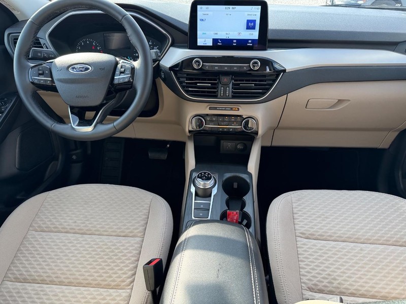 Ford Escape Vehicle Image 15
