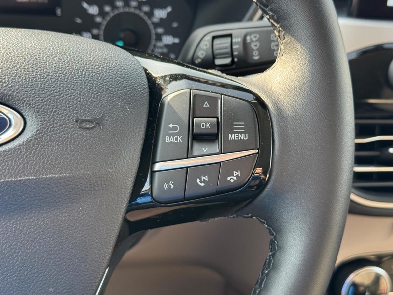 Ford Escape Vehicle Image 21