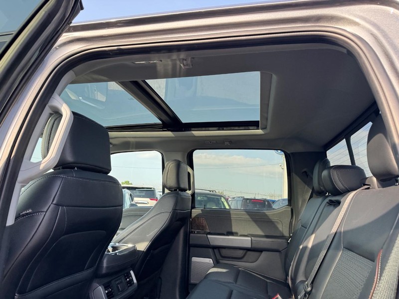 Ford F-150 Vehicle Image 13