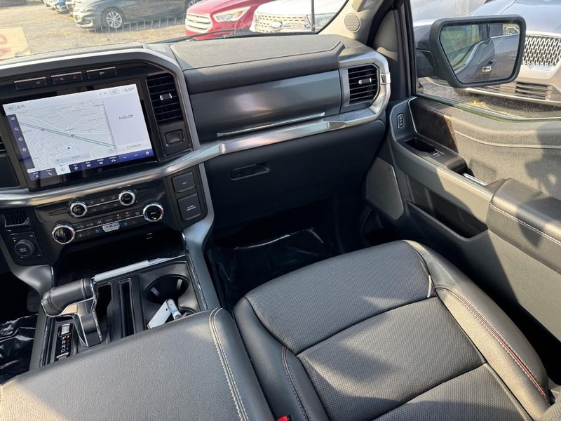 Ford F-150 Vehicle Image 17