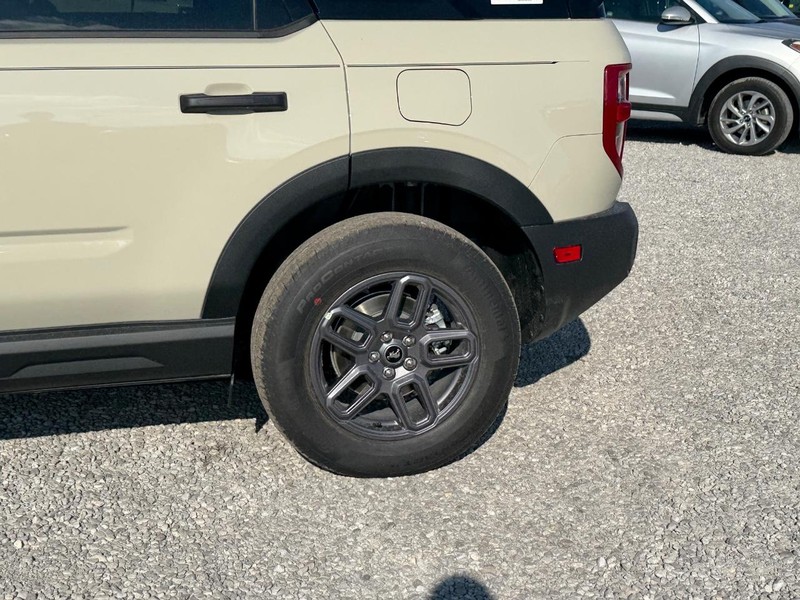 Ford Bronco Sport Vehicle Image 11