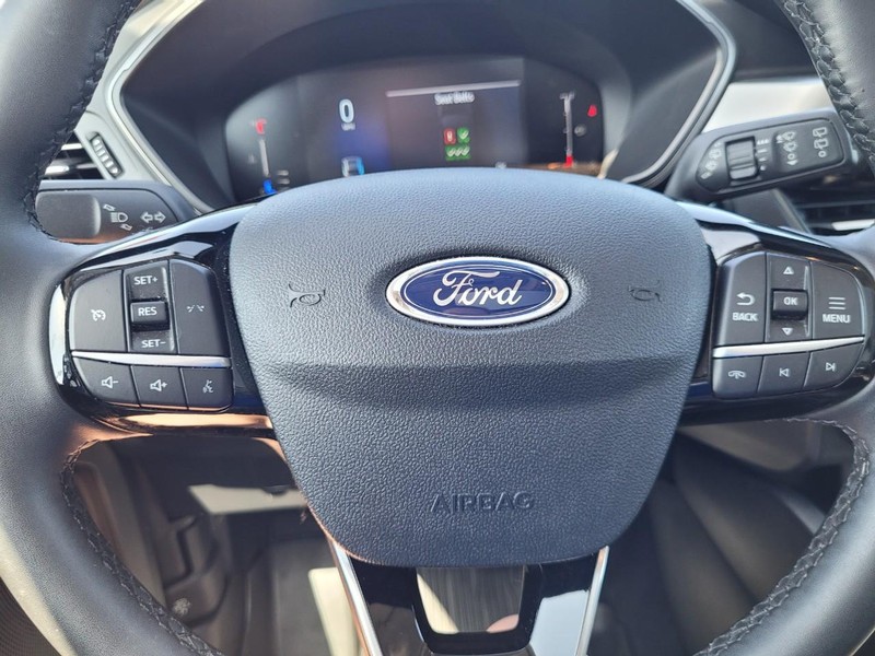 Ford Escape Vehicle Image 19