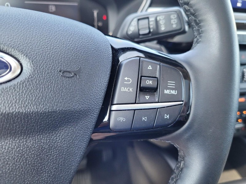 Ford Escape Vehicle Image 21