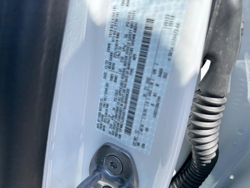 Ford Escape Vehicle Image 25