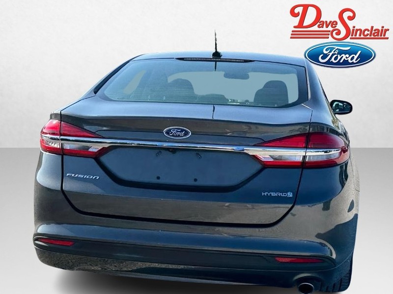 Ford Fusion Hybrid Vehicle Image 08