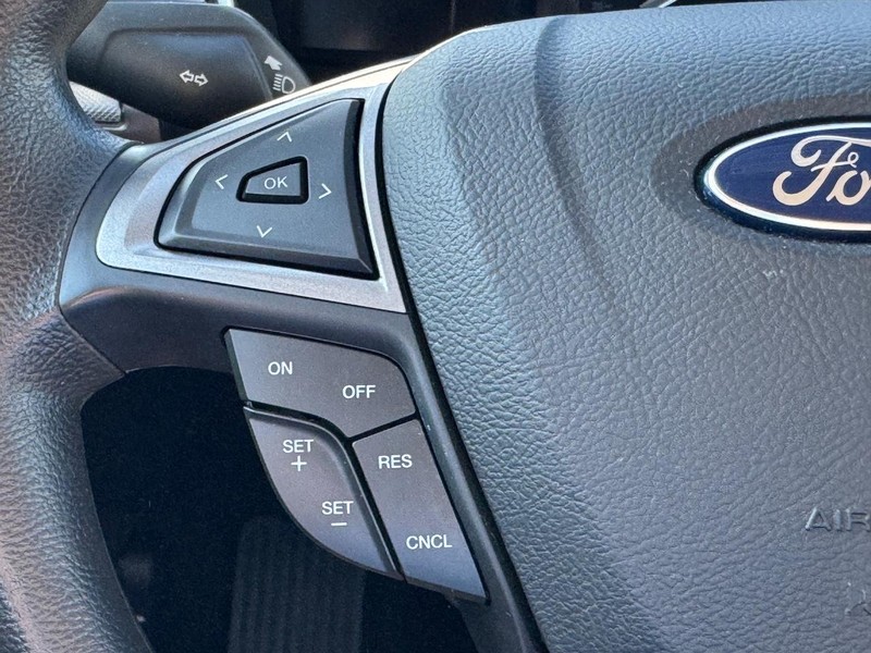 Ford Fusion Hybrid Vehicle Image 20