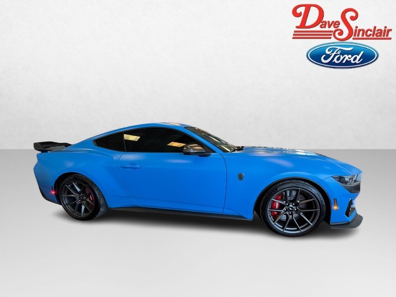 Ford Mustang Vehicle Image 05