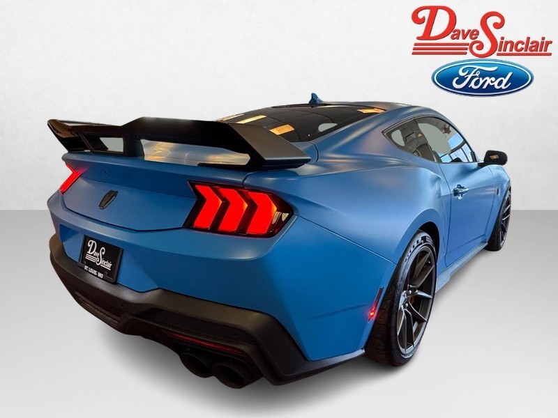 Ford Mustang Vehicle Image 07