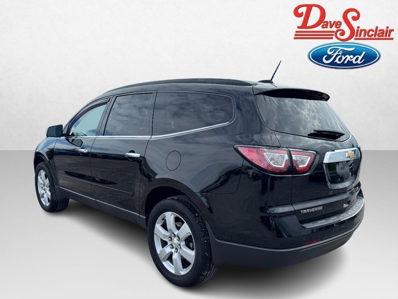 Chevrolet Traverse Vehicle Image 09