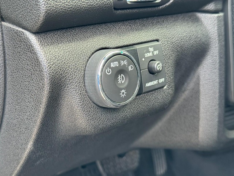 Chevrolet Traverse Vehicle Image 17