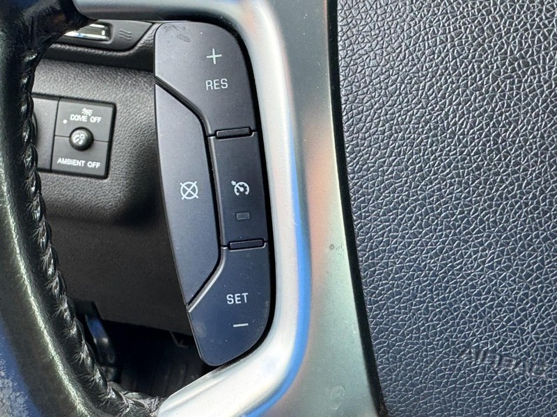 Chevrolet Traverse Vehicle Image 18