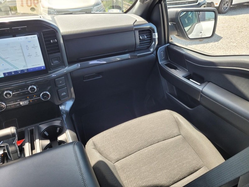 Ford F-150 Vehicle Image 15