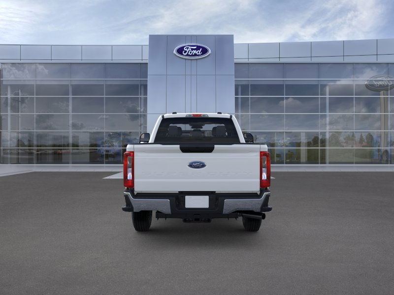 Ford Super Duty F-250 SRW Vehicle Image 07