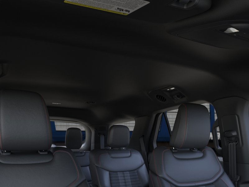 Ford Explorer Vehicle Image 24
