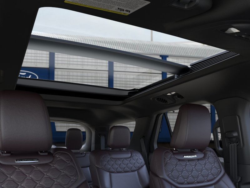 Ford Explorer Vehicle Image 24
