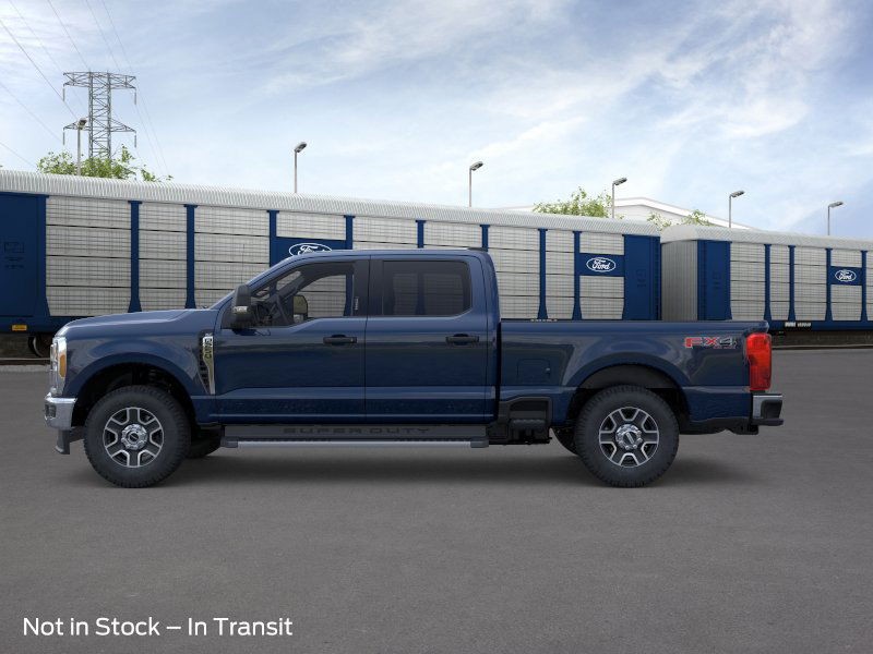 Ford Super Duty F-250 SRW Vehicle Image 04