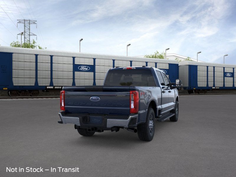 Ford Super Duty F-250 SRW Vehicle Image 10