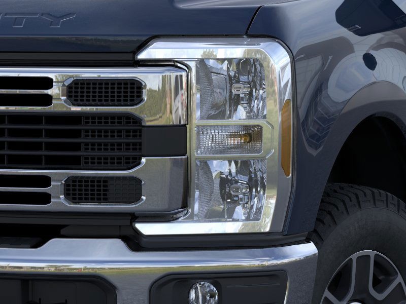 Ford Super Duty F-250 SRW Vehicle Image 20