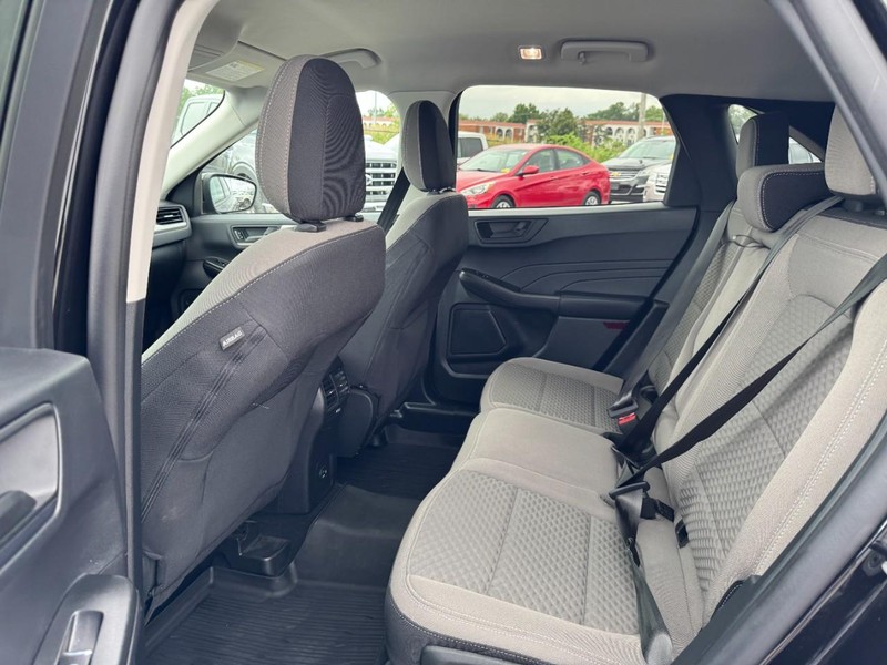 Ford Escape Vehicle Image 12