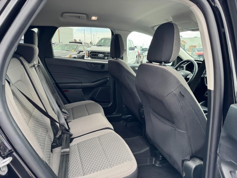 Ford Escape Vehicle Image 13