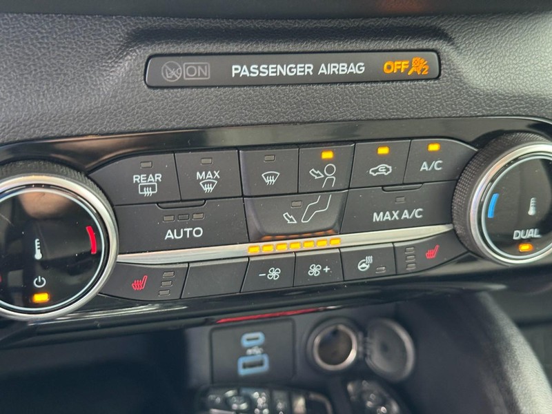 Ford Escape Vehicle Image 22