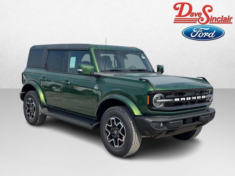 Ford Bronco Vehicle Image 04