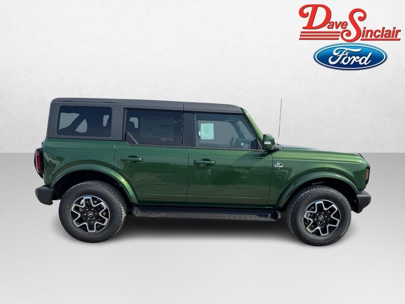 Ford Bronco Vehicle Image 05