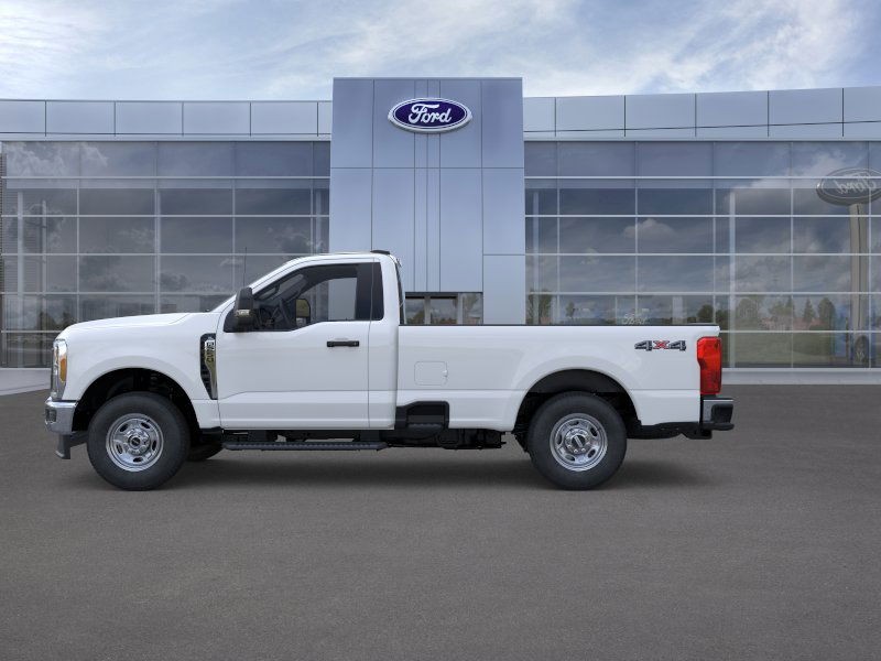Ford Super Duty F-250 SRW Vehicle Image 04